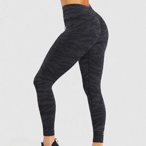 Adapt seamlesss animal print gymshark leggings